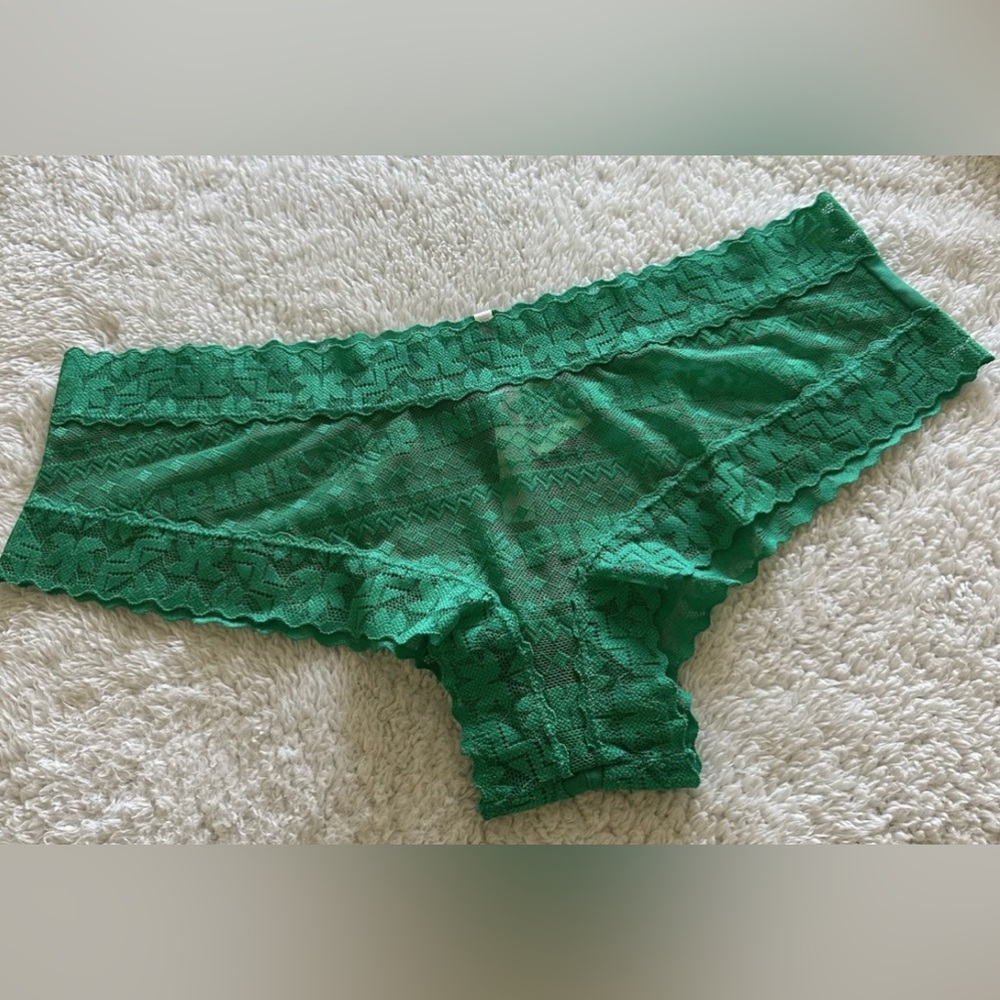 PINK Victoria's Secret Extra Low Rise Lace Cheekster Panty
